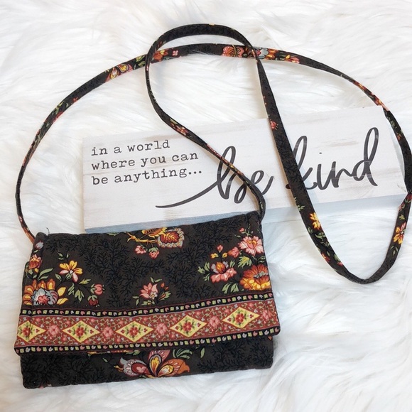 Vera Bradley Handbags - Vera Bradley mini crossbody